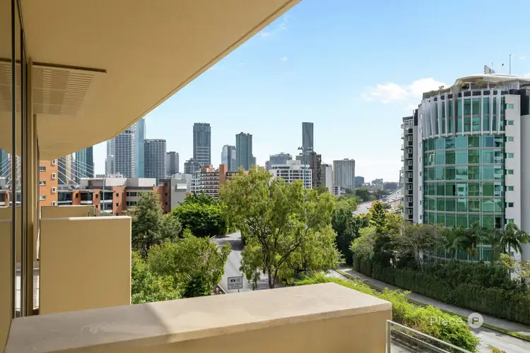 311/25 Shafston Avenue, Kangaroo Point QLD 4169