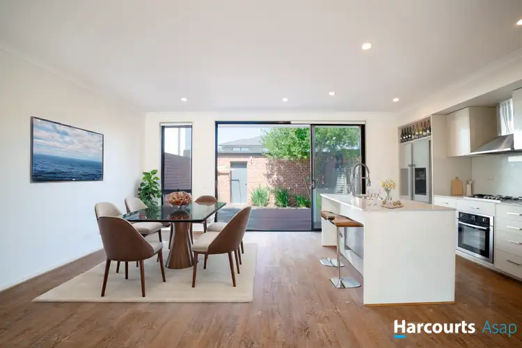 Fourth view of Homely townhouse listing, 10 Parkdale Drive, Lyndhurst VIC 3975