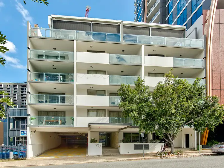 70 Hope Street