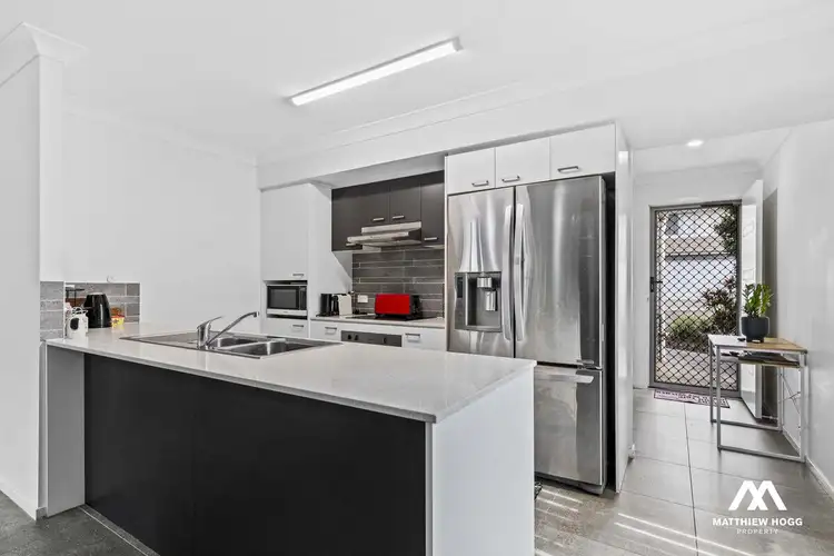 2 Pateman Parade
