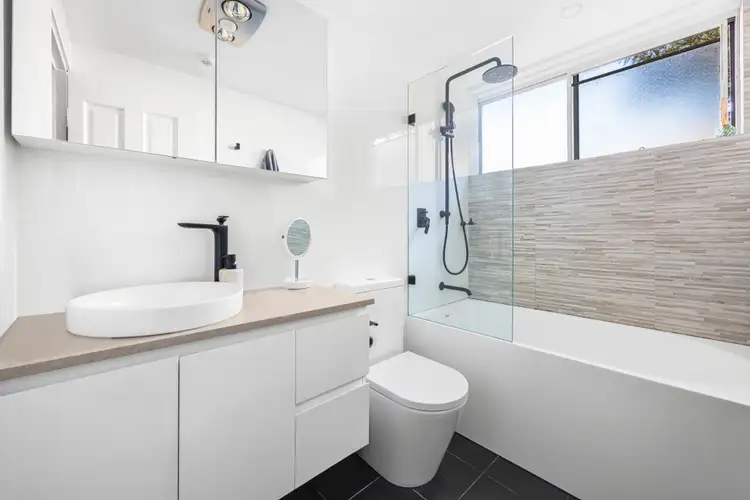 Fifth view of Homely unit listing, 5/95 Pacific Parade, Dee Why NSW 2099
