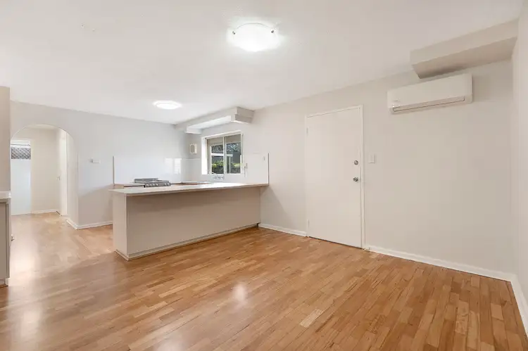 Fourth view of Homely unit listing, 7/16 Edeline Street, Spearwood WA 6163