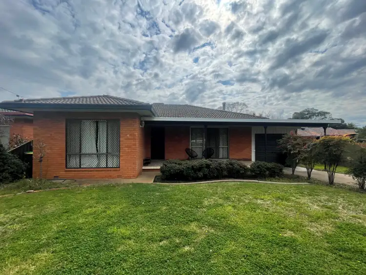 Main view of Homely house listing, 32 Banksia Crescent, Dubbo NSW 2830
