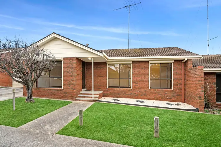 2/15 Jacobs Street, Belmont VIC 3216