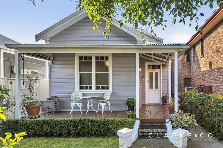 4 King Street, Stockton NSW 2295