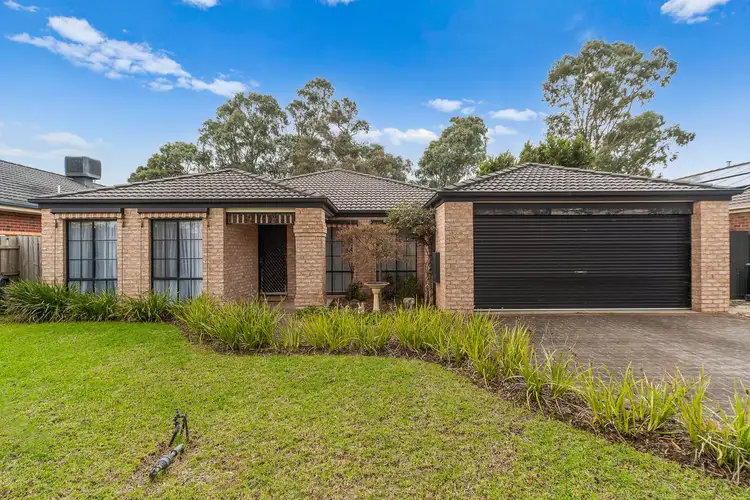 Main view of Homely house listing, 8 Arlene Drive, Skye VIC 3977