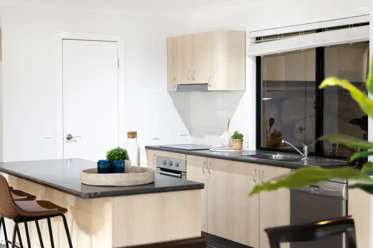 Fifth view of Homely house listing, 8 Gellert Close, Maudsland QLD 4210