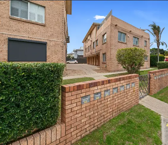 10/102 Hornibrook Esplanade, Clontarf QLD 4019