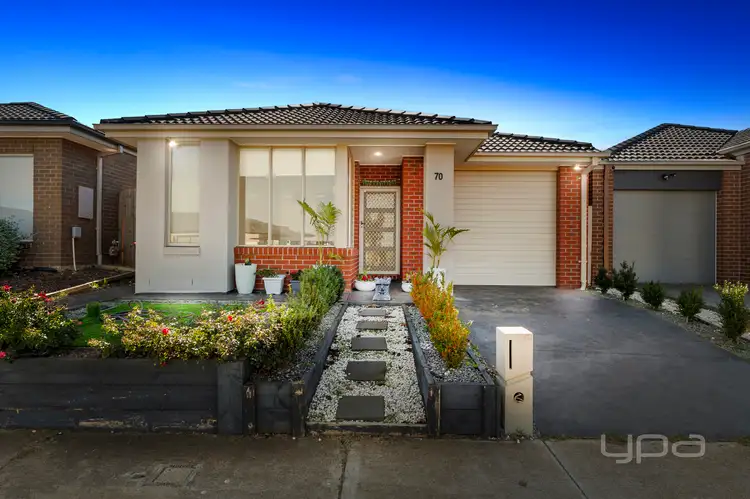 70 Toolern Waters Drive, Weir Views VIC 3338