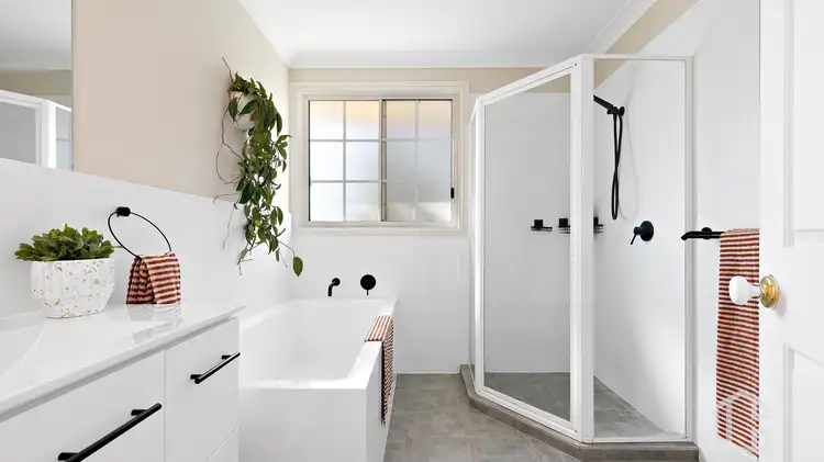 Sixth view of Homely townhouse listing, 1/19 Lugano Avenue, Springwood NSW 2777