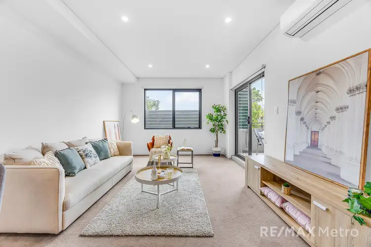 19 Robey Street