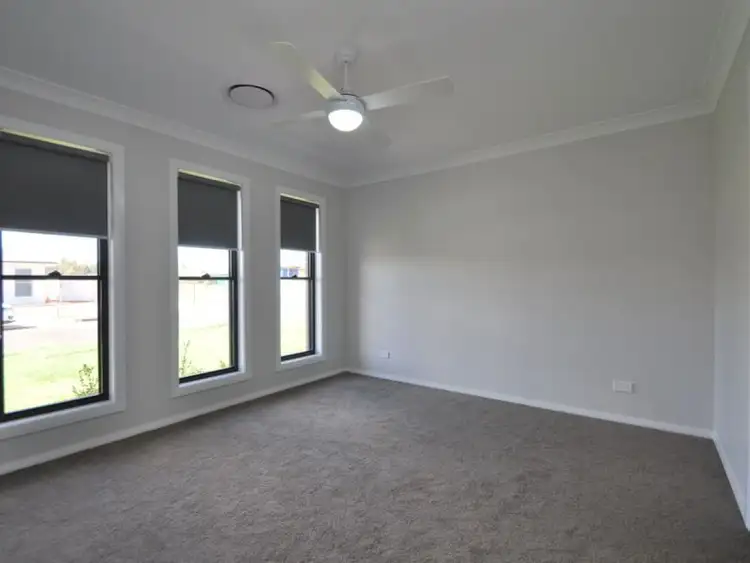 Fourth view of Homely house listing, 2 Venetian Court, Dubbo NSW 2830