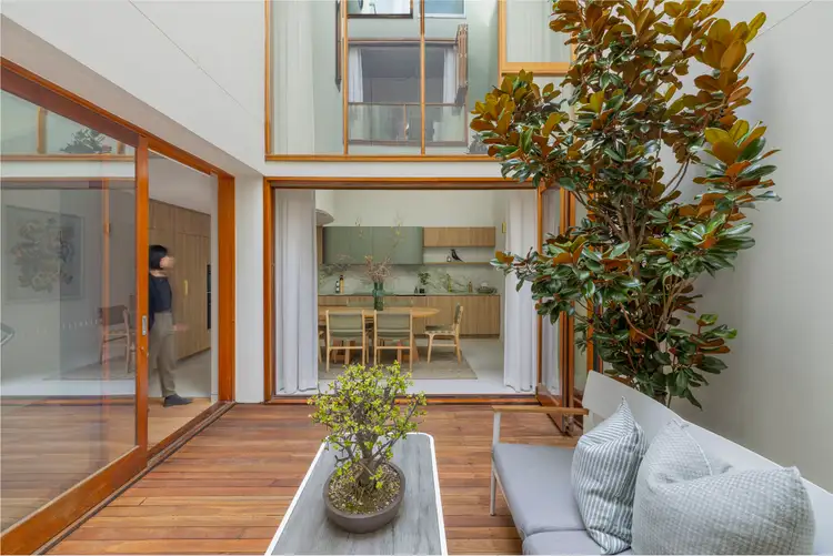 331 Riley Street, Surry Hills NSW 2010