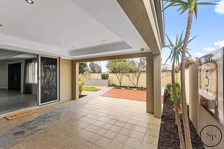 34 Cobaki Brace, Lakelands WA 6180