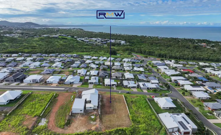 5 Beach House Drive, Lammermoor QLD 4703