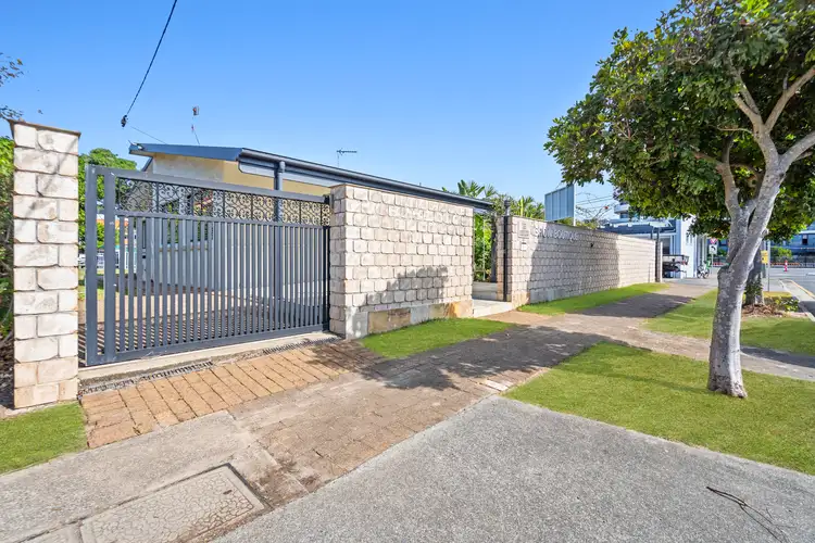 48 Venice Street, Mermaid Beach QLD 4218
