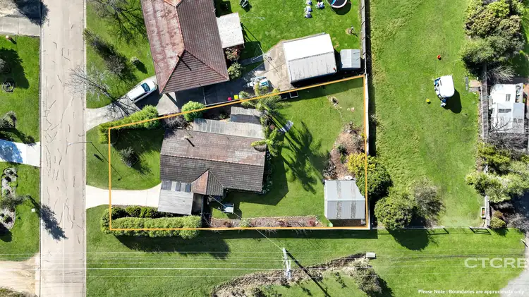 Fourth view of Homely house listing, 11 Lindsay Crt, Wy Yung VIC 3875