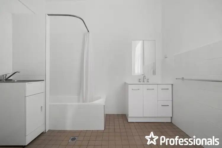 Sixth view of Homely house listing, 5a & 5b Gladstone Street, Bathurst NSW 2795