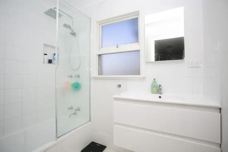 Seventh view of Homely house listing, 2 Caporn Street, Bullsbrook WA 6084