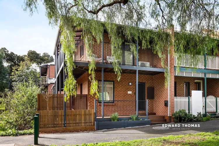11 Woodruff Street, Kensington VIC 3031