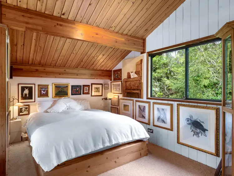 Sixth view of Homely house listing, 1 Fletcher Street, Wentworth Falls NSW 2782
