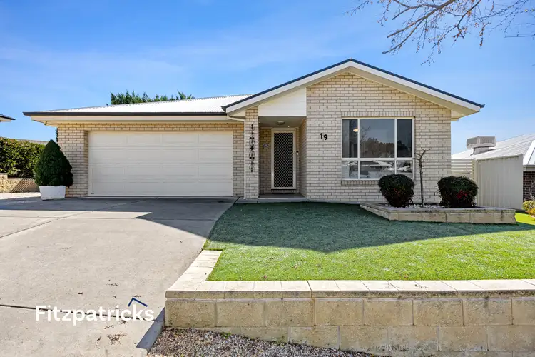 19 Balala Crescent, Bourkelands NSW 2650