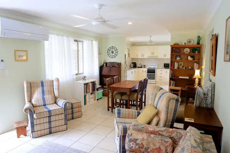 Sixth view of Homely apartment listing, 4/25 Richard Street, Emu Park QLD 4710
