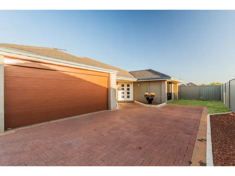 Second view of Homely house listing, 7 Taunton Mews, Leda WA 6170