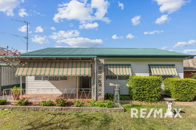 57 Grove Street, Kooringal NSW 2650