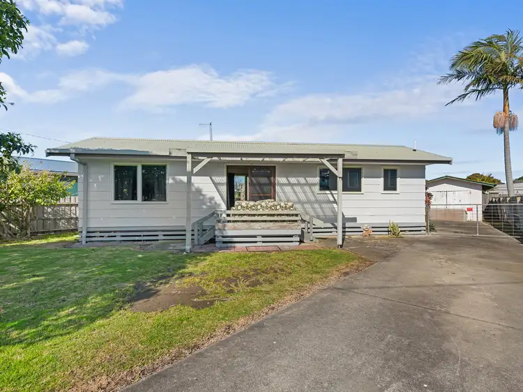 79 Carpenter Street, Lakes Entrance VIC 3909
