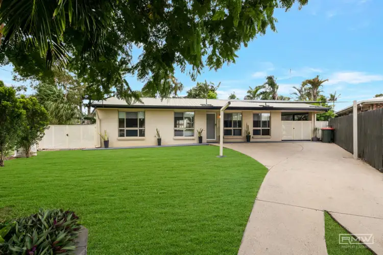 5 Natalie Place, Kinka Beach QLD 4703