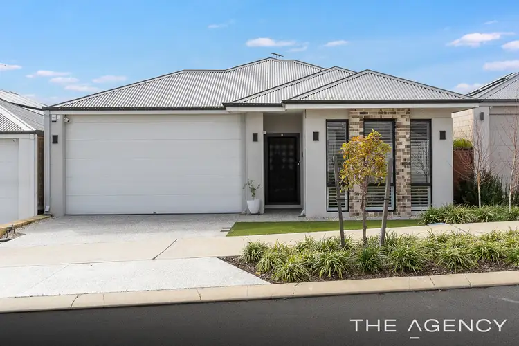 18 Deepwater Way, Lakelands WA 6180