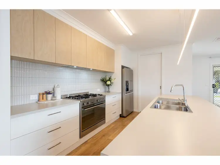 Sixth view of Homely house listing, 15 Cade Court, Jindera NSW 2642