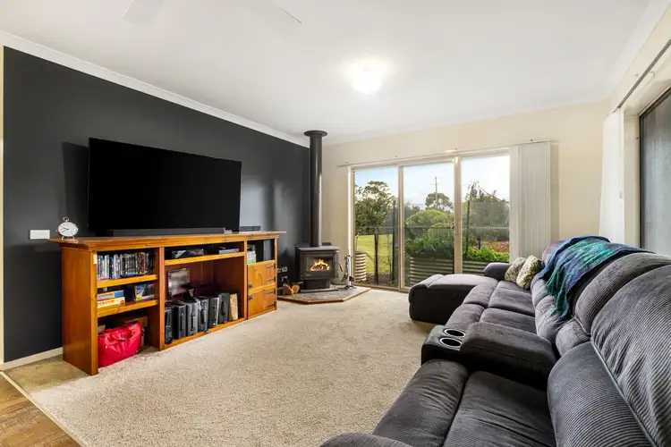 Fifth view of Homely house listing, 7 Inverlochy Drive, Bannockburn VIC 3331