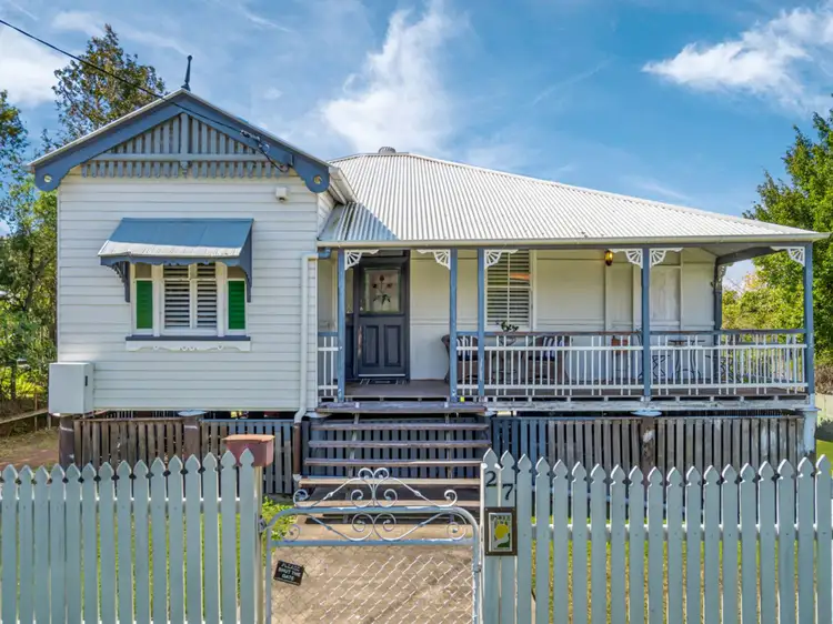 27 Thomas Street, Sadliers Crossing QLD 4305