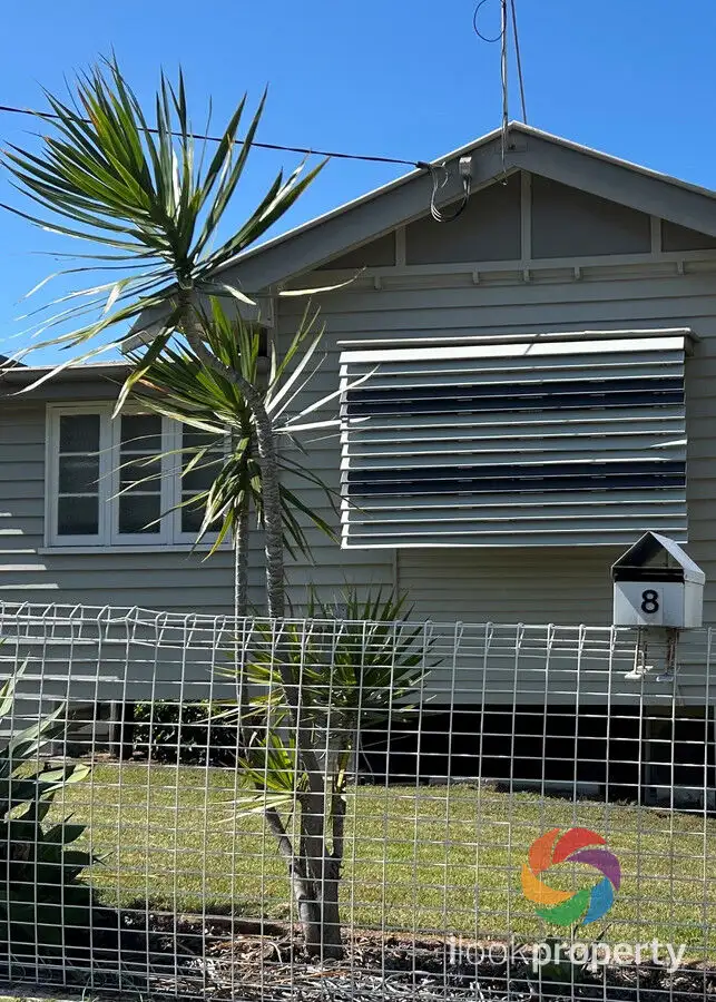 8 Bayne Street, West Gladstone QLD 4680