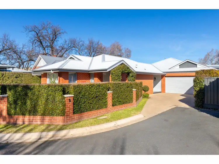 Main view of Homely house listing, 5 Fernhurst Court, Albury NSW 2640