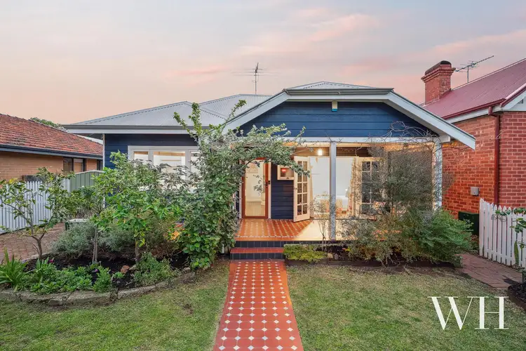 27 Central Avenue, Beaconsfield WA 6162