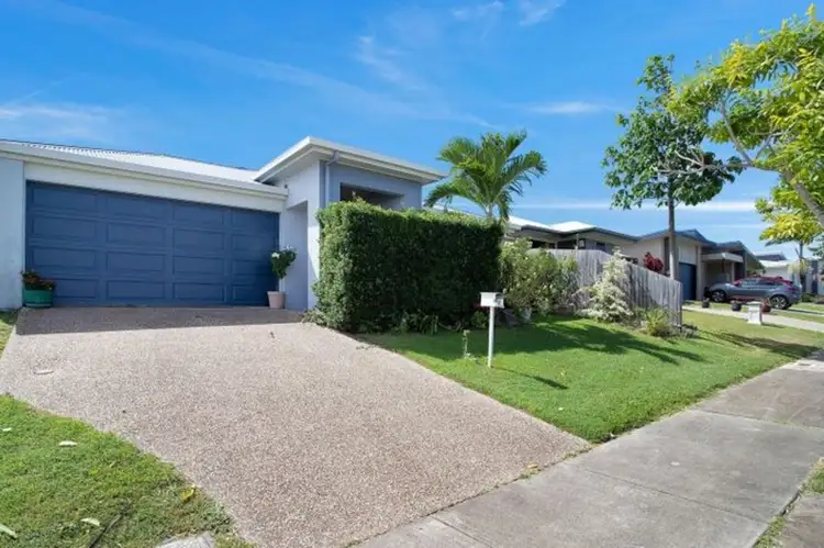 8 Aspen Street, Rural View QLD 4740