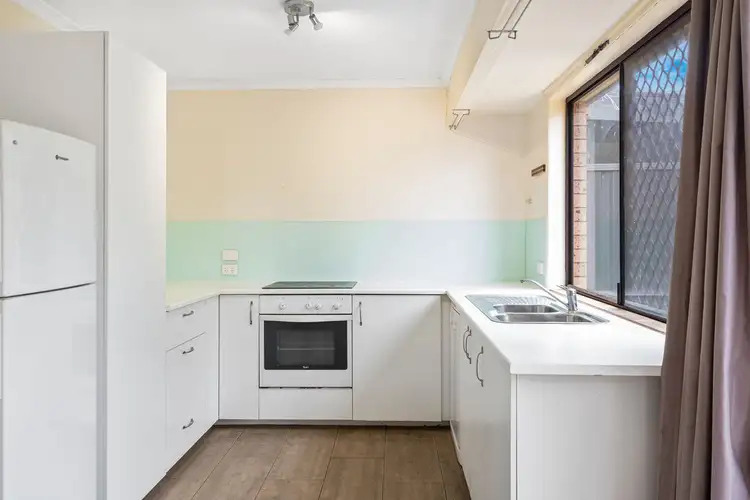 Fifth view of Homely semi-detached listing, 1/20 Elm Court, Labrador QLD 4215