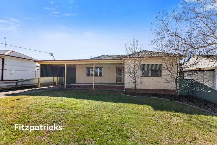 423 Lake Albert Road, Kooringal NSW 2650