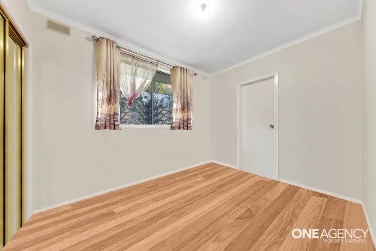 Sixth view of Homely house listing, 2 Cameron Avenue, Altona Meadows VIC 3028
