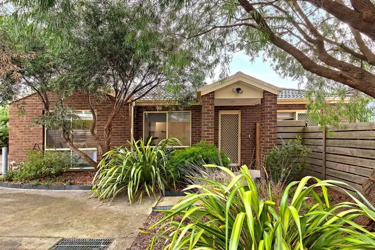 3/4 John Street, Langwarrin VIC 3910
