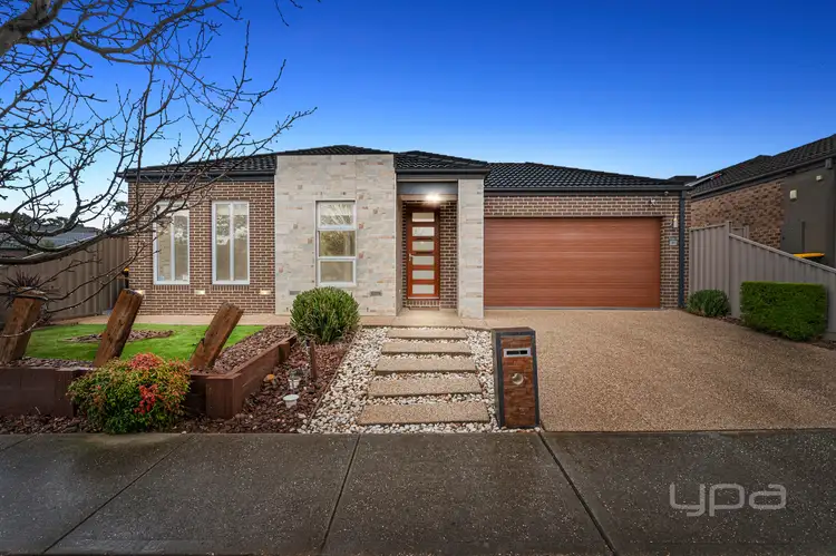 31 Riverbank Boulevard, Harkness VIC 3337