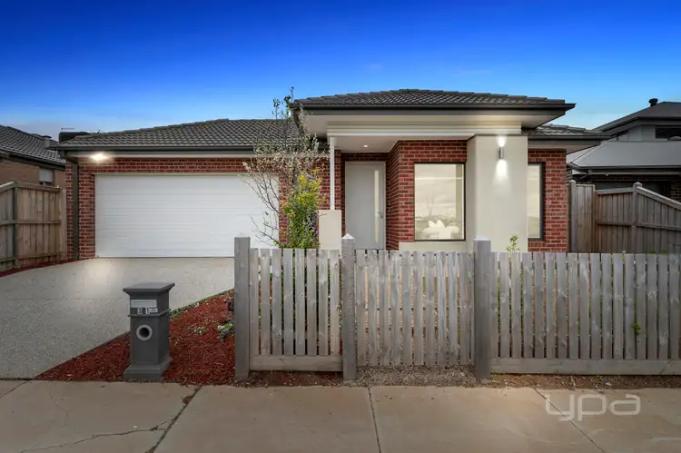 31 Heath Avenue, Rockbank VIC 3335