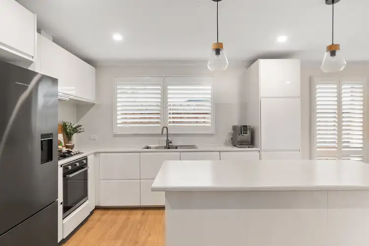 Fifth view of Homely house listing, 4 Rangeview Drive, Skye VIC 3977