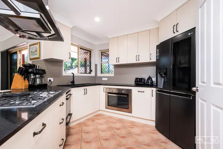 Third view of Homely house listing, 4 Salem Court, Lammermoor QLD 4703