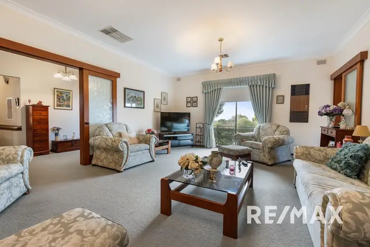 Second view of Homely house listing, 7 Raleigh Place, Kooringal NSW 2650
