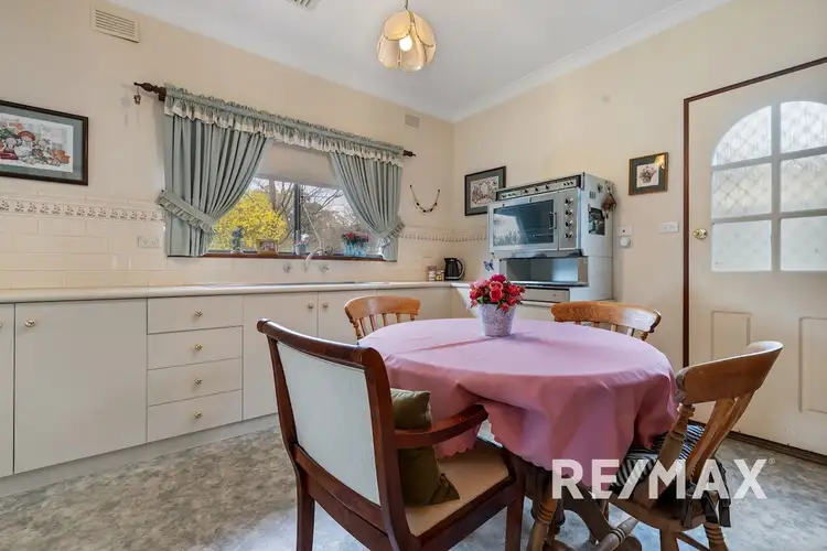Fifth view of Homely house listing, 7 Raleigh Place, Kooringal NSW 2650