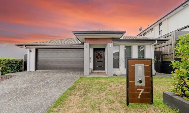 7 Mapleton Street, South Ripley QLD 4306